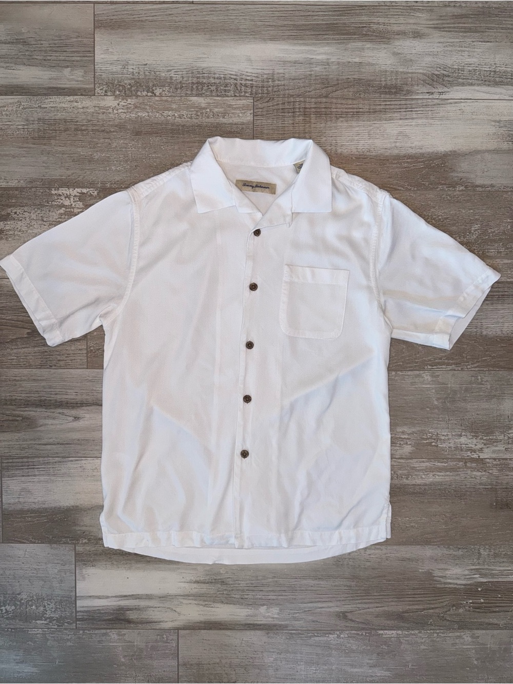 Tommy Bahama White 100% Viscose Camp Shirt Button Front Pocket Small Relaxed Fit